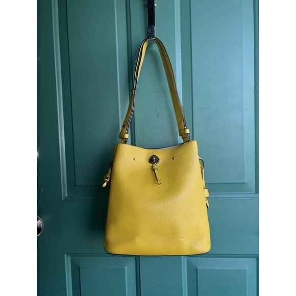 Kate Spade Marti large bucket bag in yellow pebbled leather - Picture 3 of 16